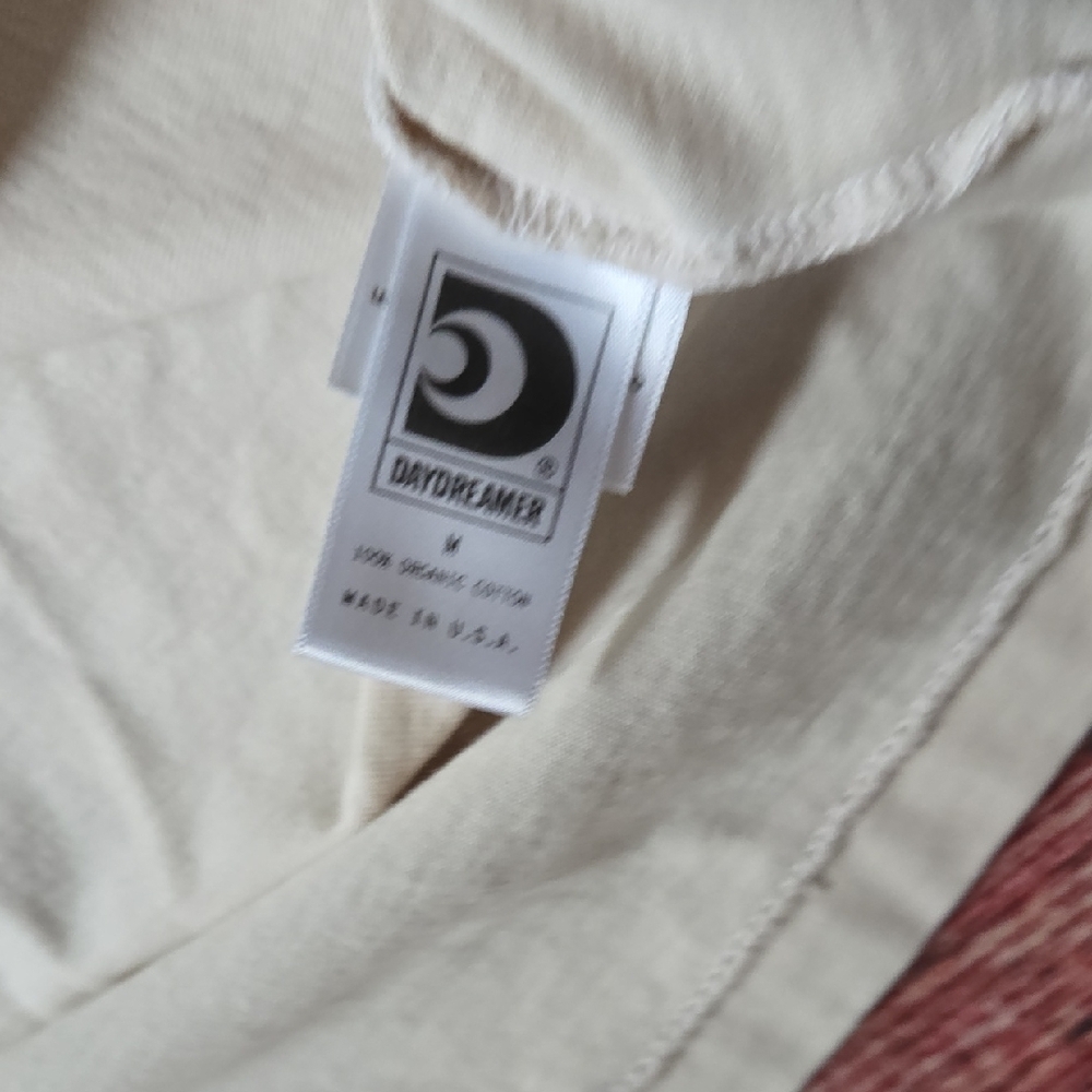 Daydreamer LA Neil Young Graphic Tee - Picture 5 of 7